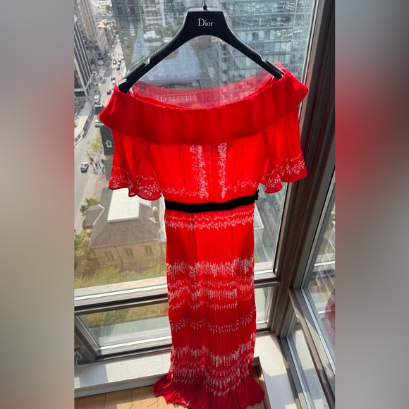 🆕 SELF PORTRAIT 🧿 NWOT Red Flower Spell Pleated Maxi Dress - CUT TAGS -Size 0 - Picture 4 of 16